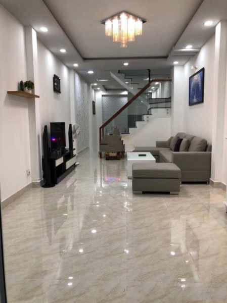 Bán gấp nhà 3 tầng 42 m² tại Đường Lê Hồng Phong, Phường 1, Quận 10, Hồ Chí Minh